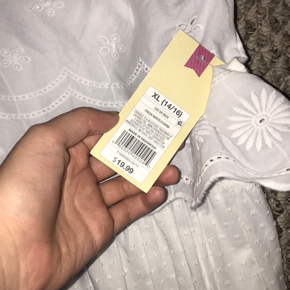 Cherokee Dress - Picture 4 of 5